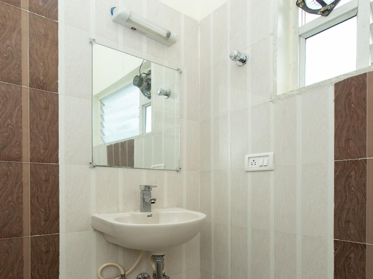 Oyo 10378 Hotel Hibiscus Mayflower Bengaluru Kültér fotó