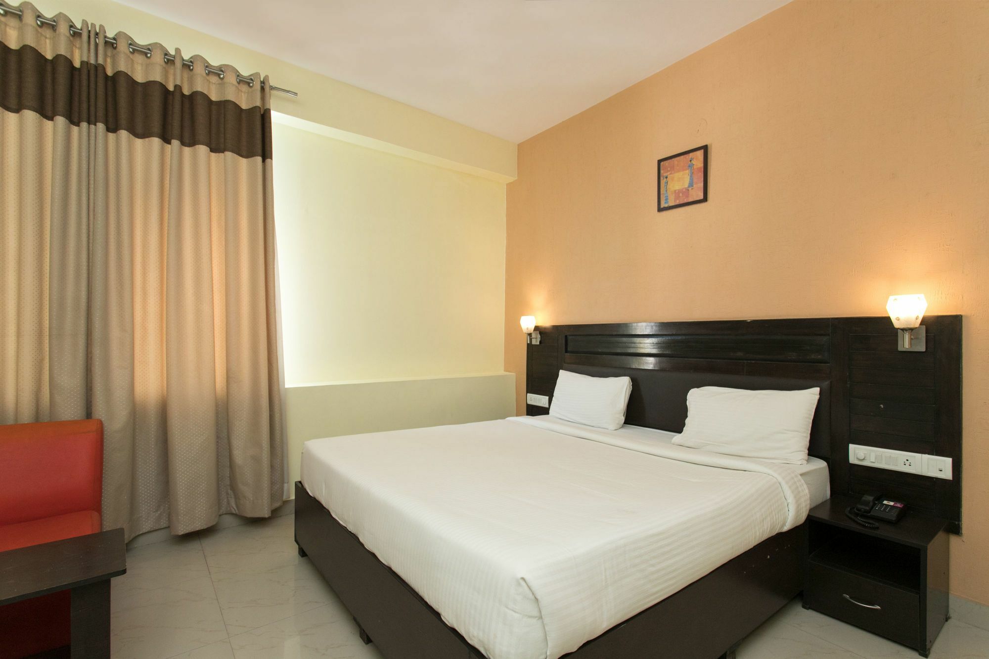 Oyo 10378 Hotel Hibiscus Mayflower Bengaluru Kültér fotó
